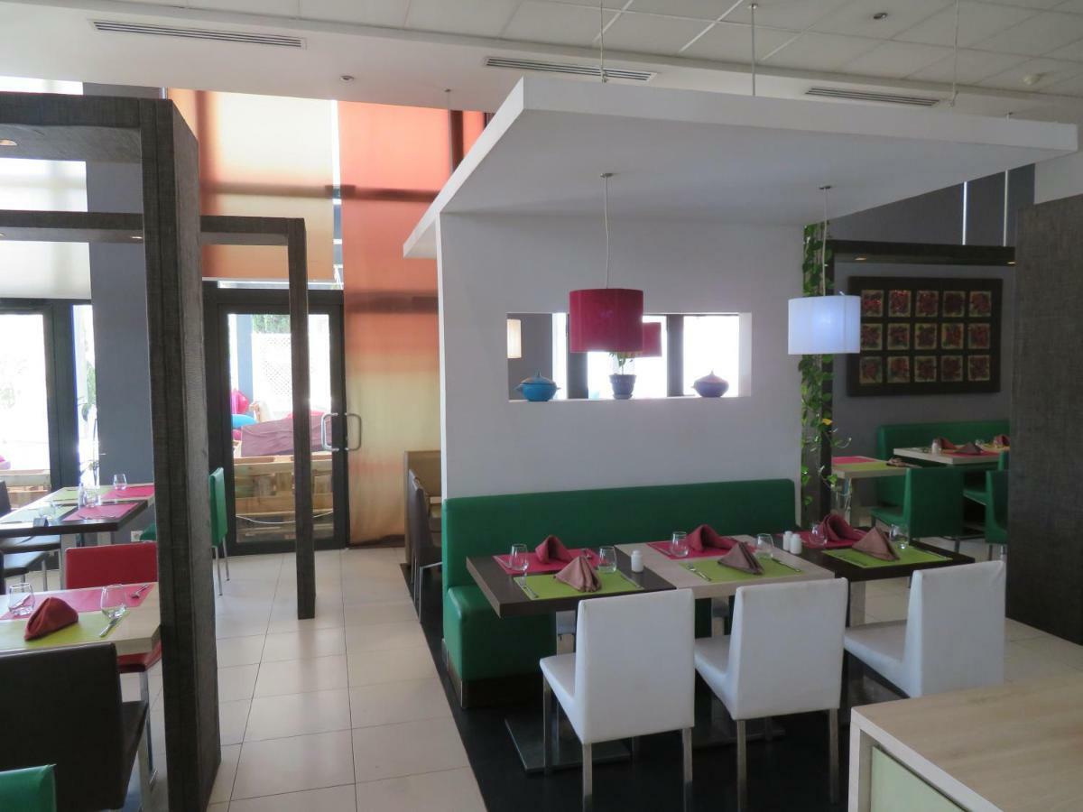 Ibis Oran Les Falaises Dış mekan fotoğraf